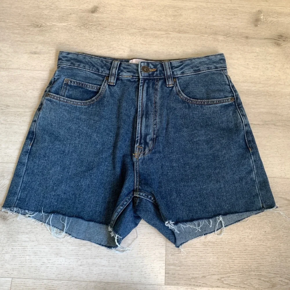 Paper Denim & Cloth Women Blue High Rise Raw Hem Denim Shorts Size‎ 30